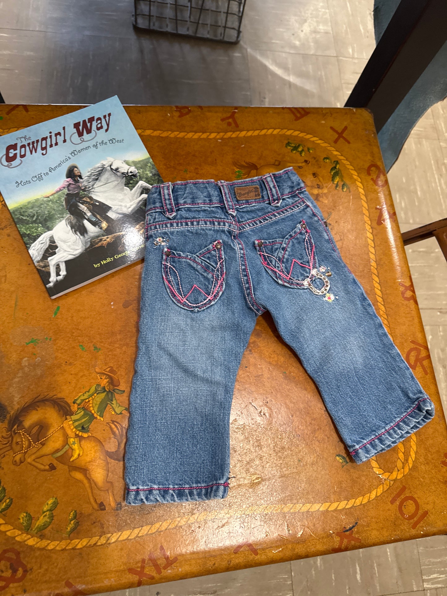 #032725 Wrangler Infant Girls Jeans Size 6/9M