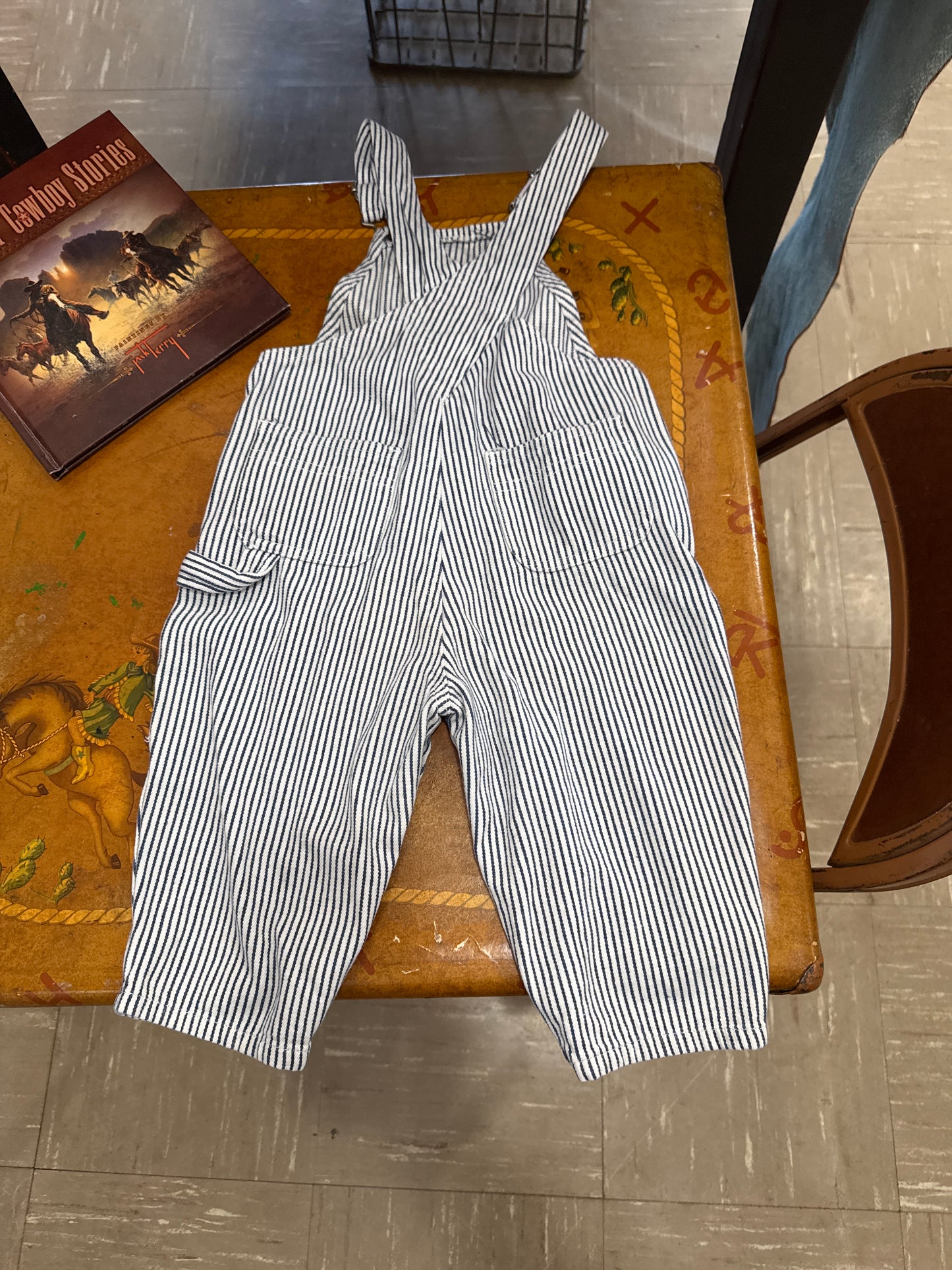 #032925 Blue/White Striped Overalls Size 24M