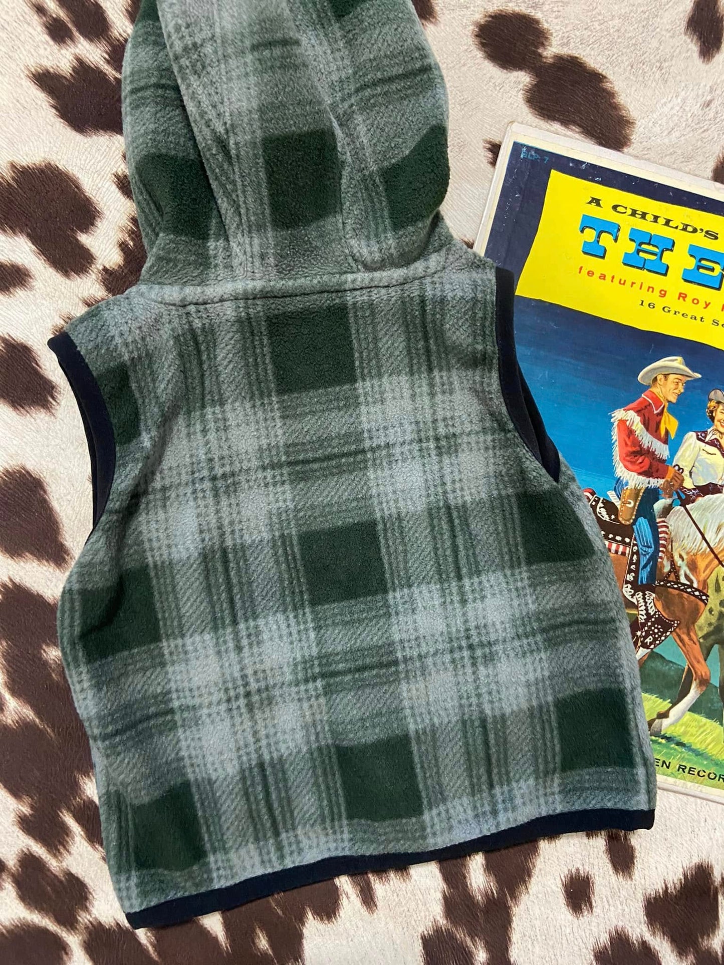 #010225 Carhartt Green Plaid Vest Size 12m