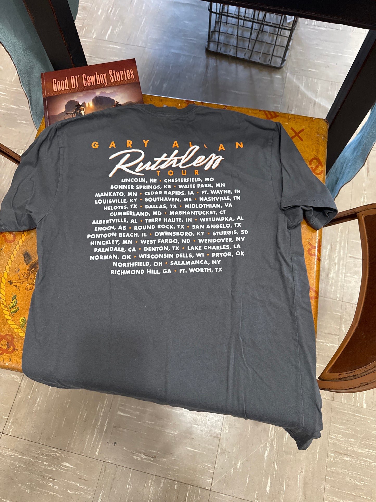 #021825 Gary Allan T Shirt Size L