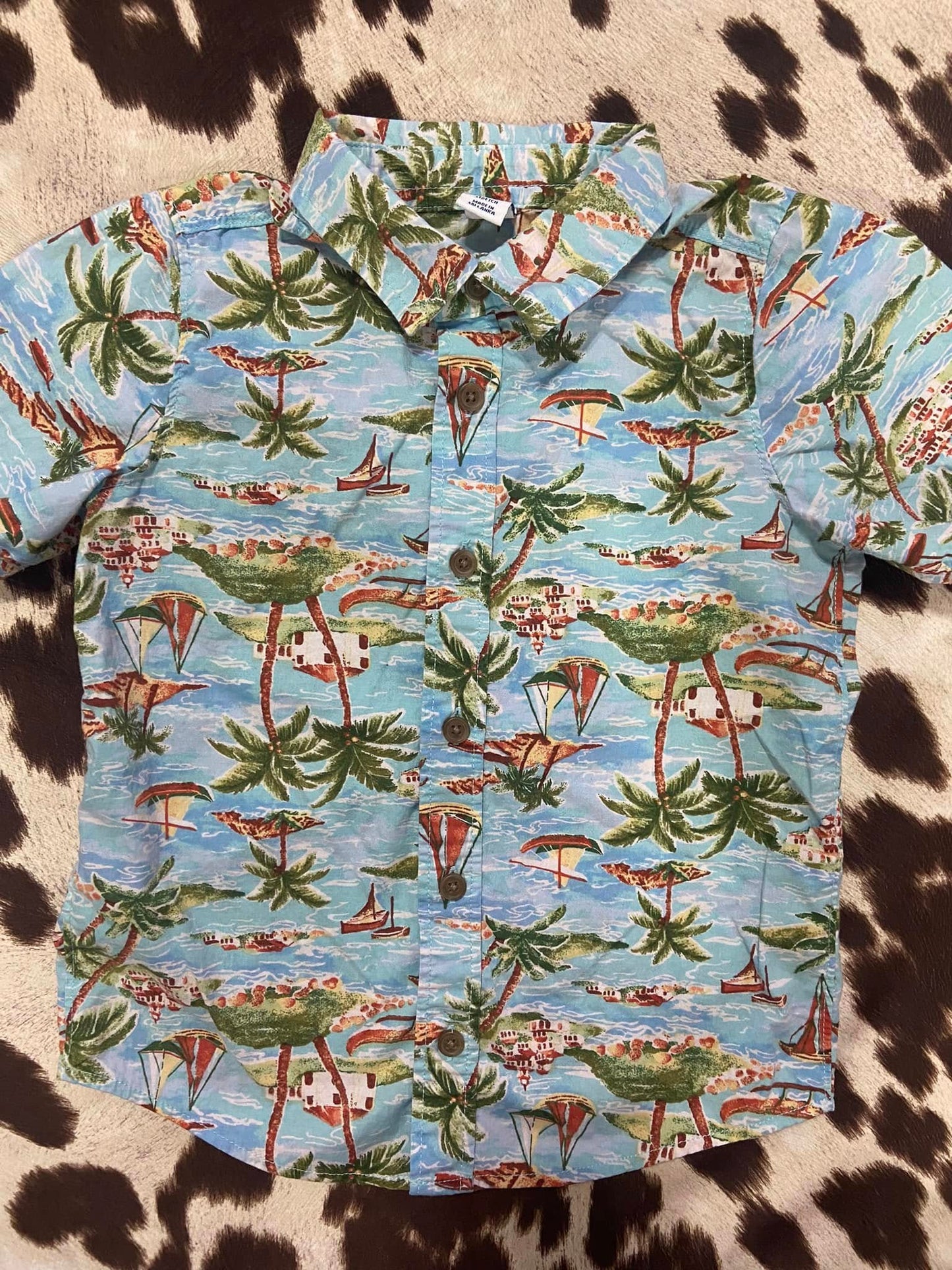 #010225 Old Navy Hawaiian Shirt Size 5T