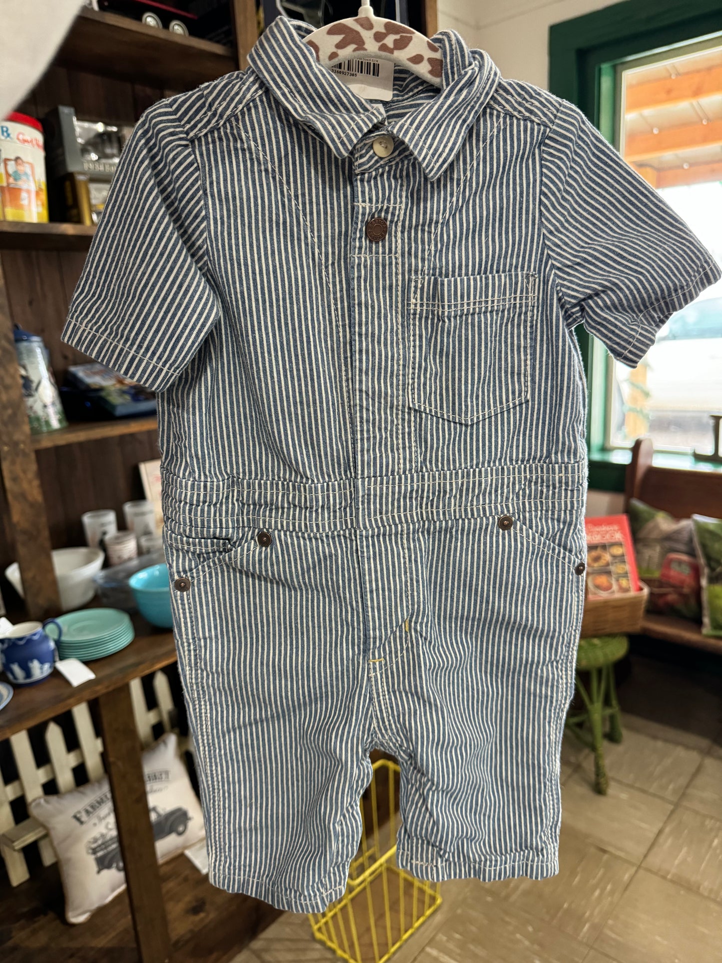 #100324 LW BabyGap Blue/ White Striped Jumpsuit Size 6-12 M