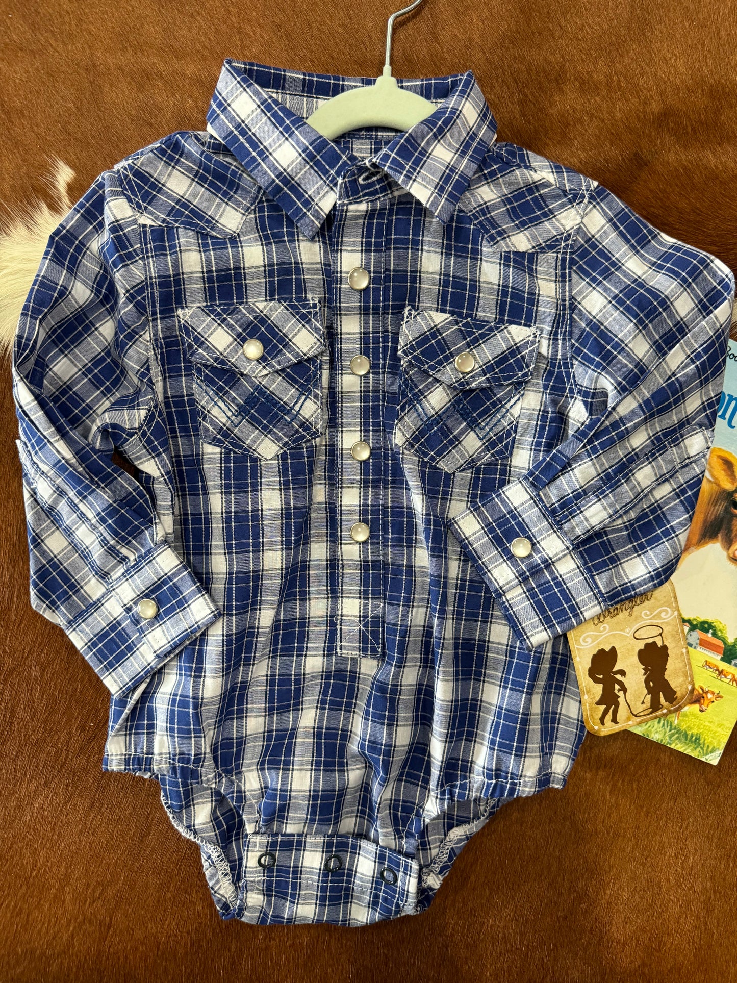 #111224 LW Wrangler Onesie Size 6/9 M