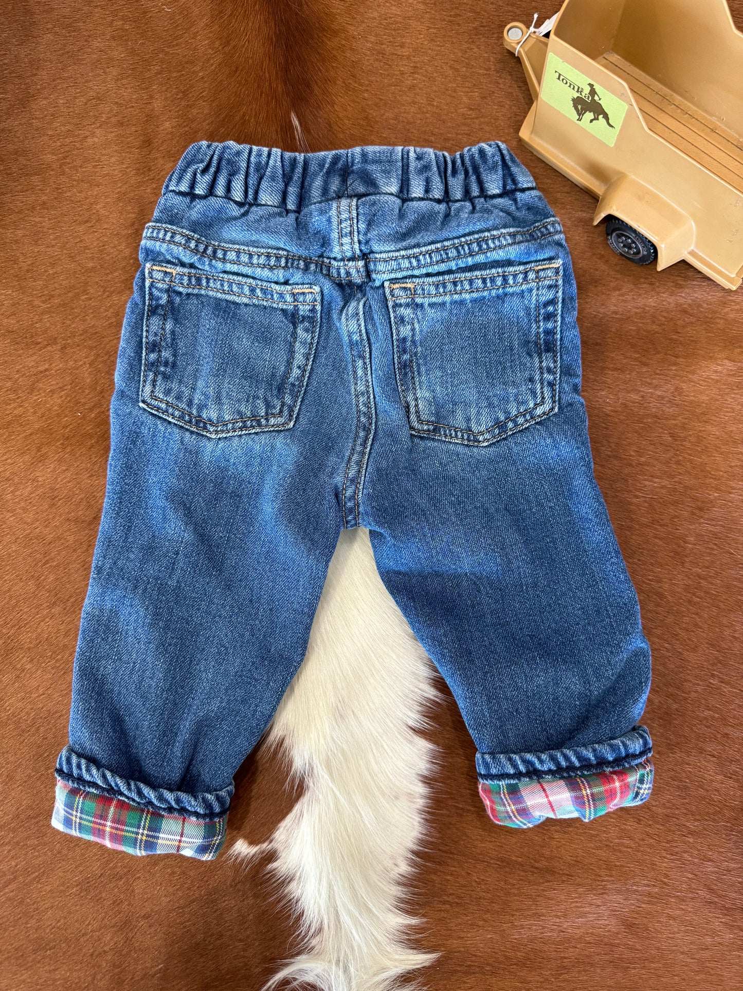 #011125 Gap Denim Pants With Plaid Lining Size 6-12 M