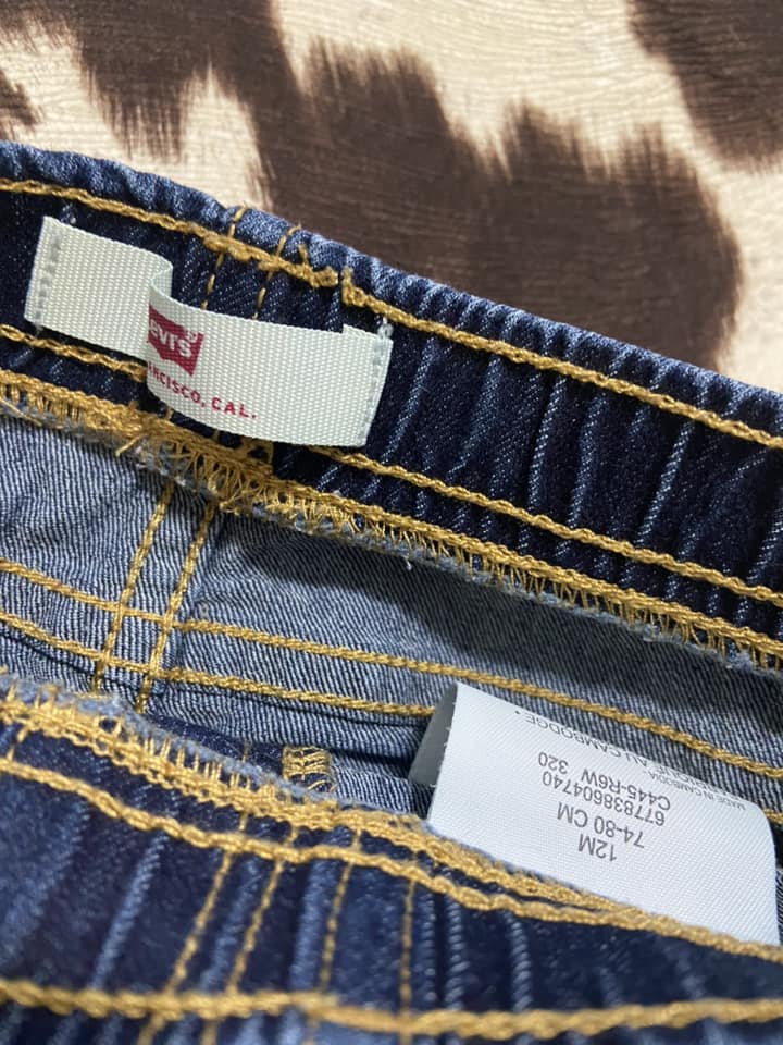 #010225 Levi's Pants Size 12M