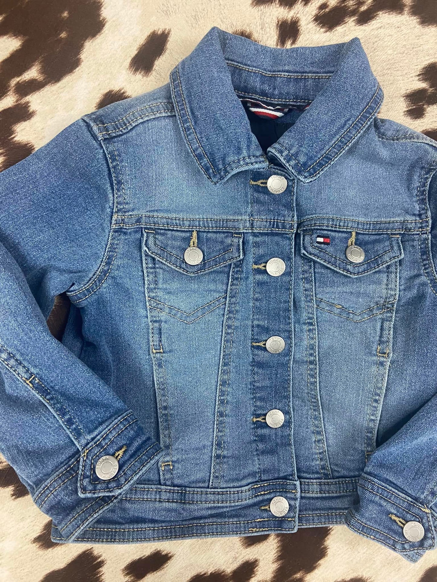 #010425 Tommy Hilfiger Jean Jacket Size 4T