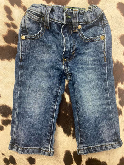 #010425 Wrangler Retro Size 1T Slim Jeans