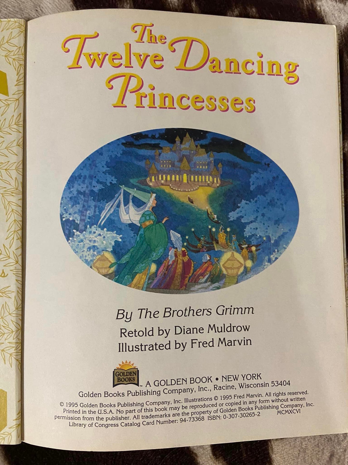 #031024 LW The Twelve Dancing Princesses Little Golden Book