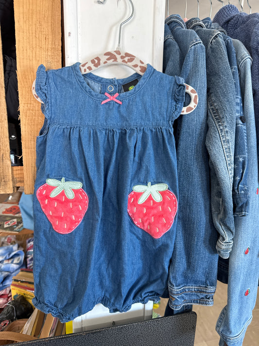 #032925 John Deere Strawberry Outfit Size 3/6 M