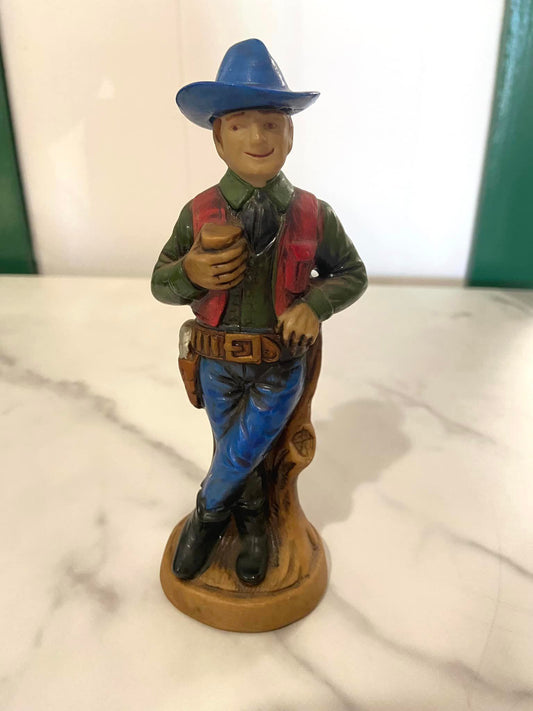 #910 LW Cowboy Figurine