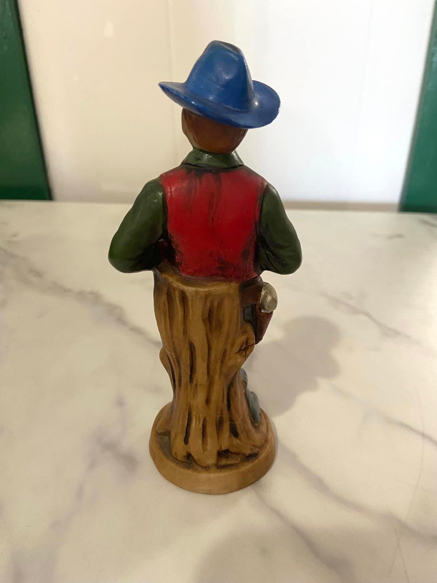 #910 LW Cowboy Figurine