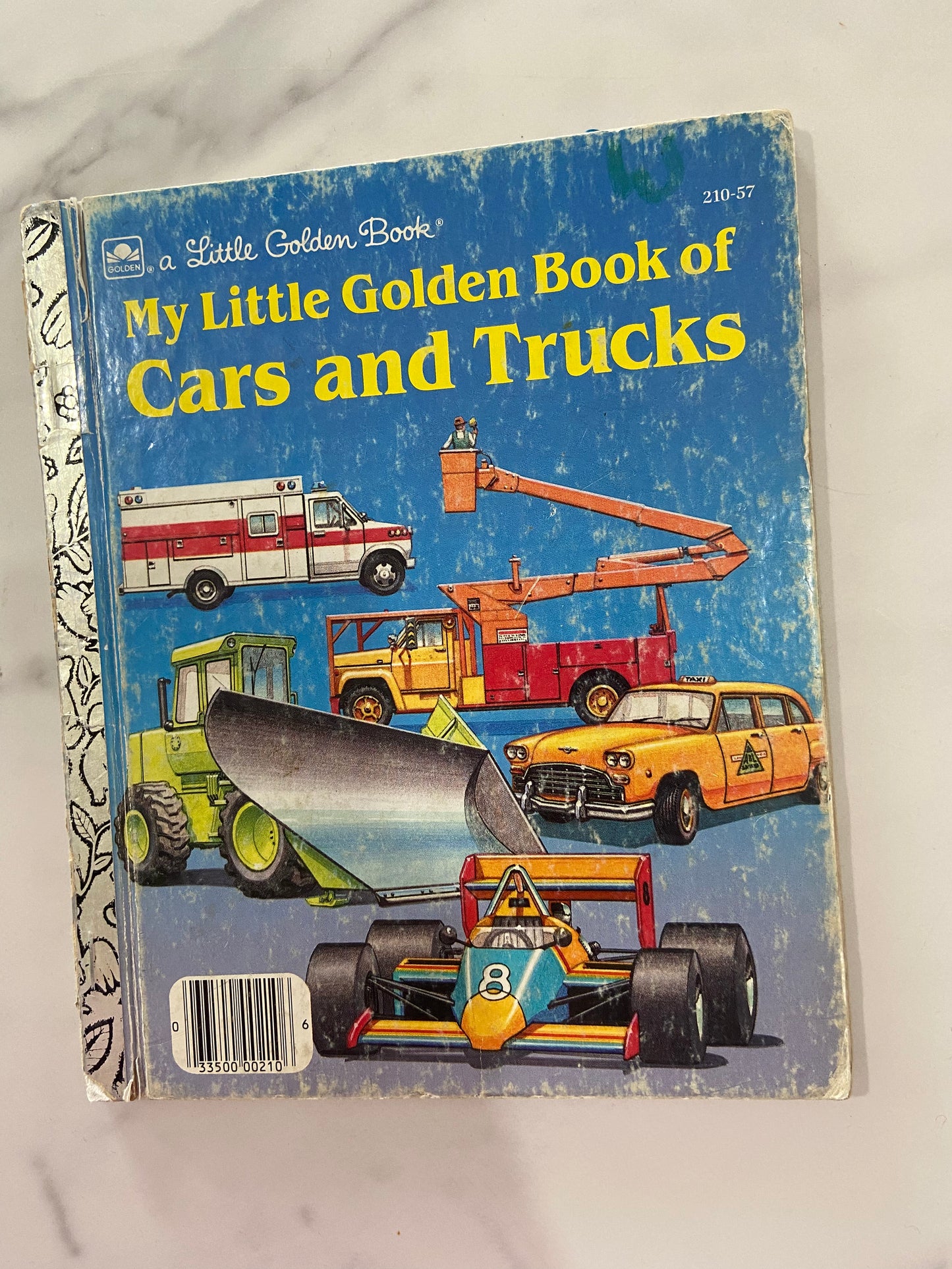 #1117 LW Cars And Trucks Golden Book