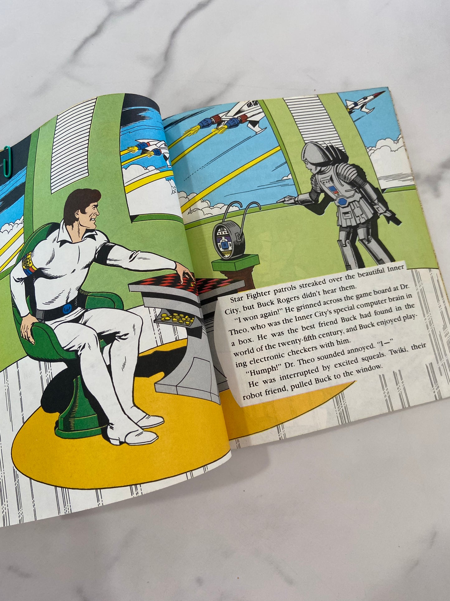 #1018 LW Buck Rogers Golden Book