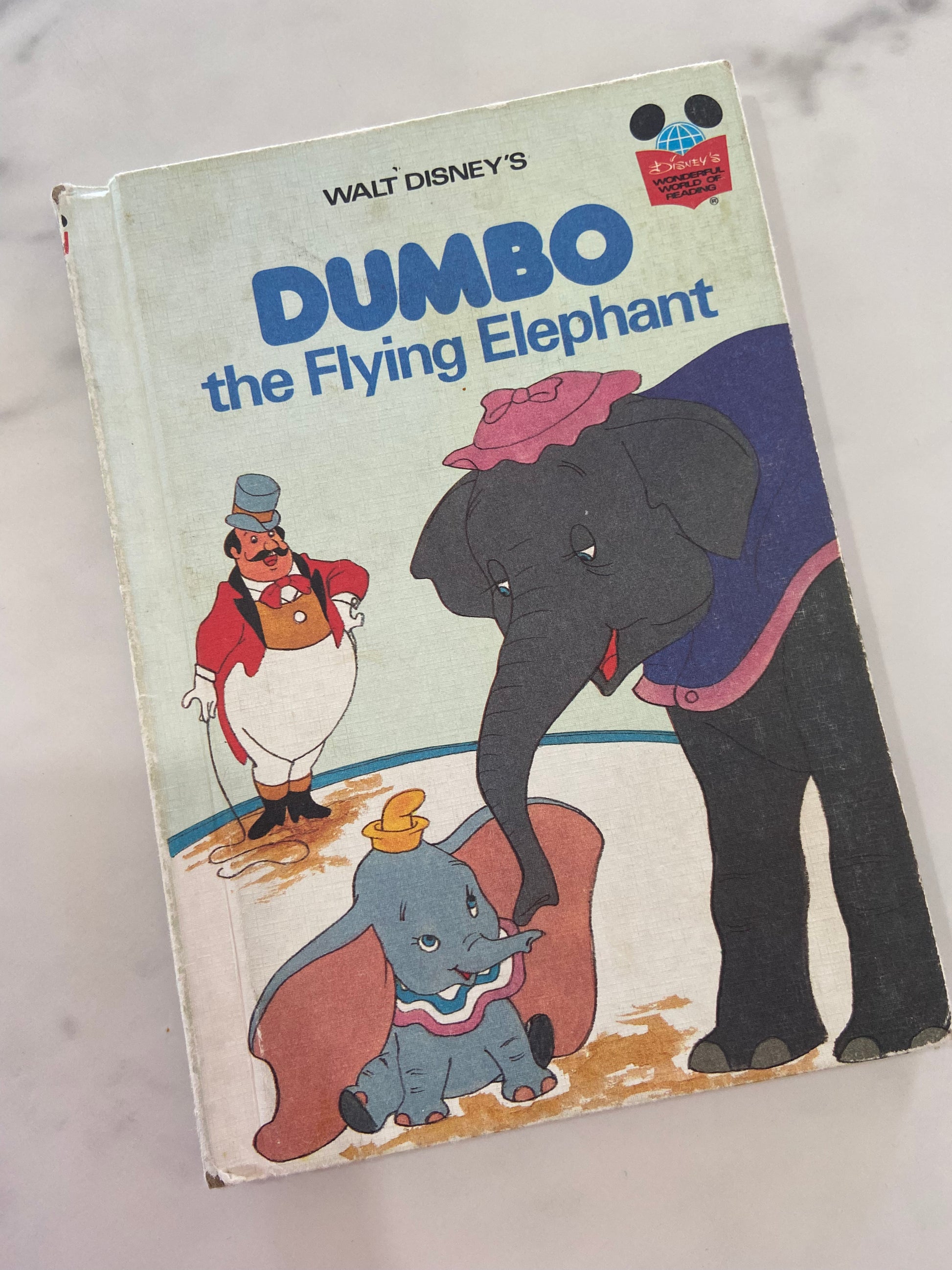 #01 LW Vintage Dumbo Book