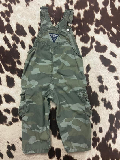 #010425 OshKosh Camo Overalls Size 12m