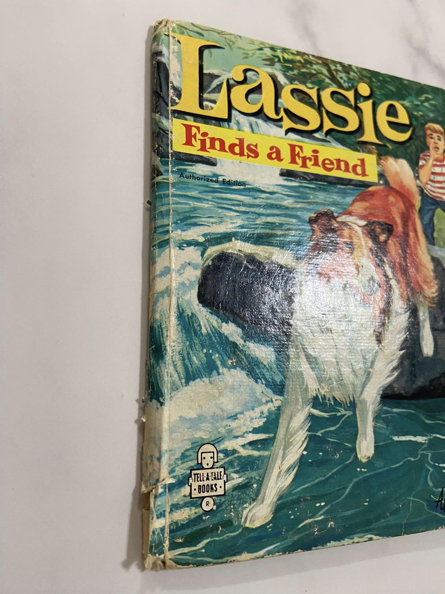 #032224 Lassie Finds A Friend Vintage Book