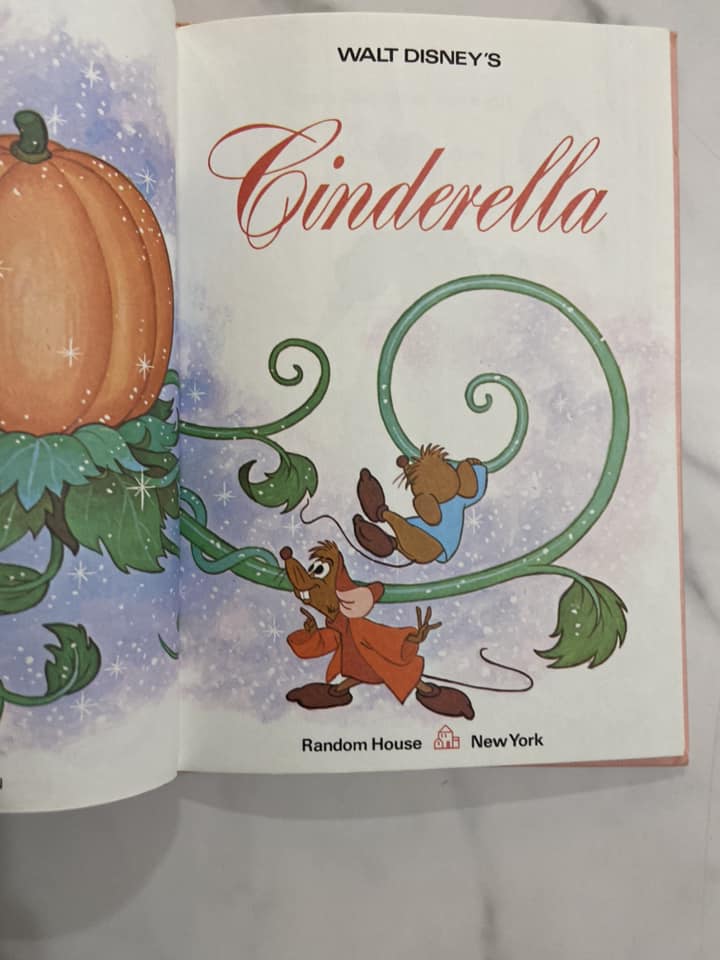 #032224 Cinderella Book