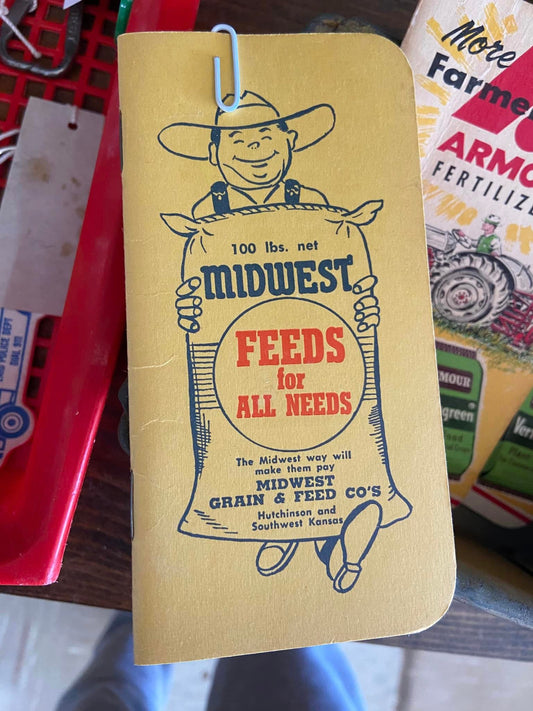 #1025 LW Midwest Feeds Farm Pocket Book